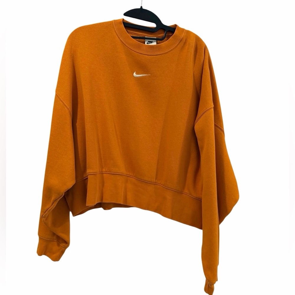 Nike Oversized Orange Cropped Crew Neck Sweatshirt